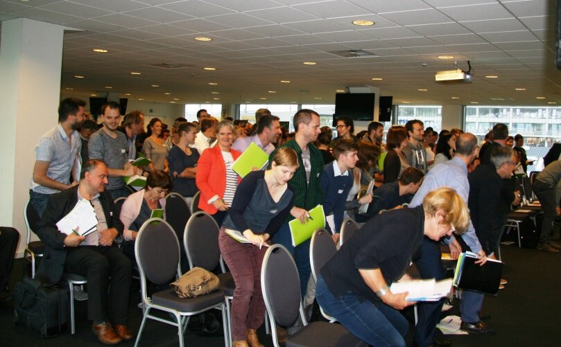 actief tijdens plenaire web