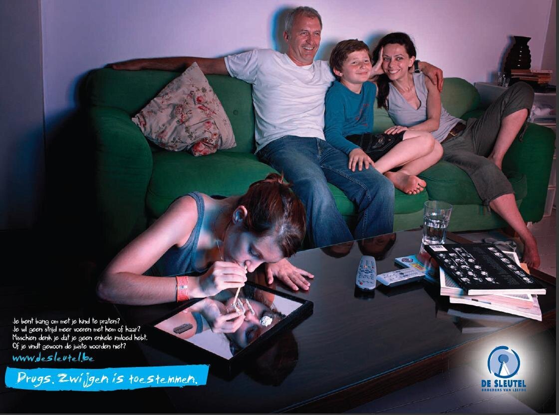 de_standaard_affiche_Drugs_zwijgen_is_toestemmen